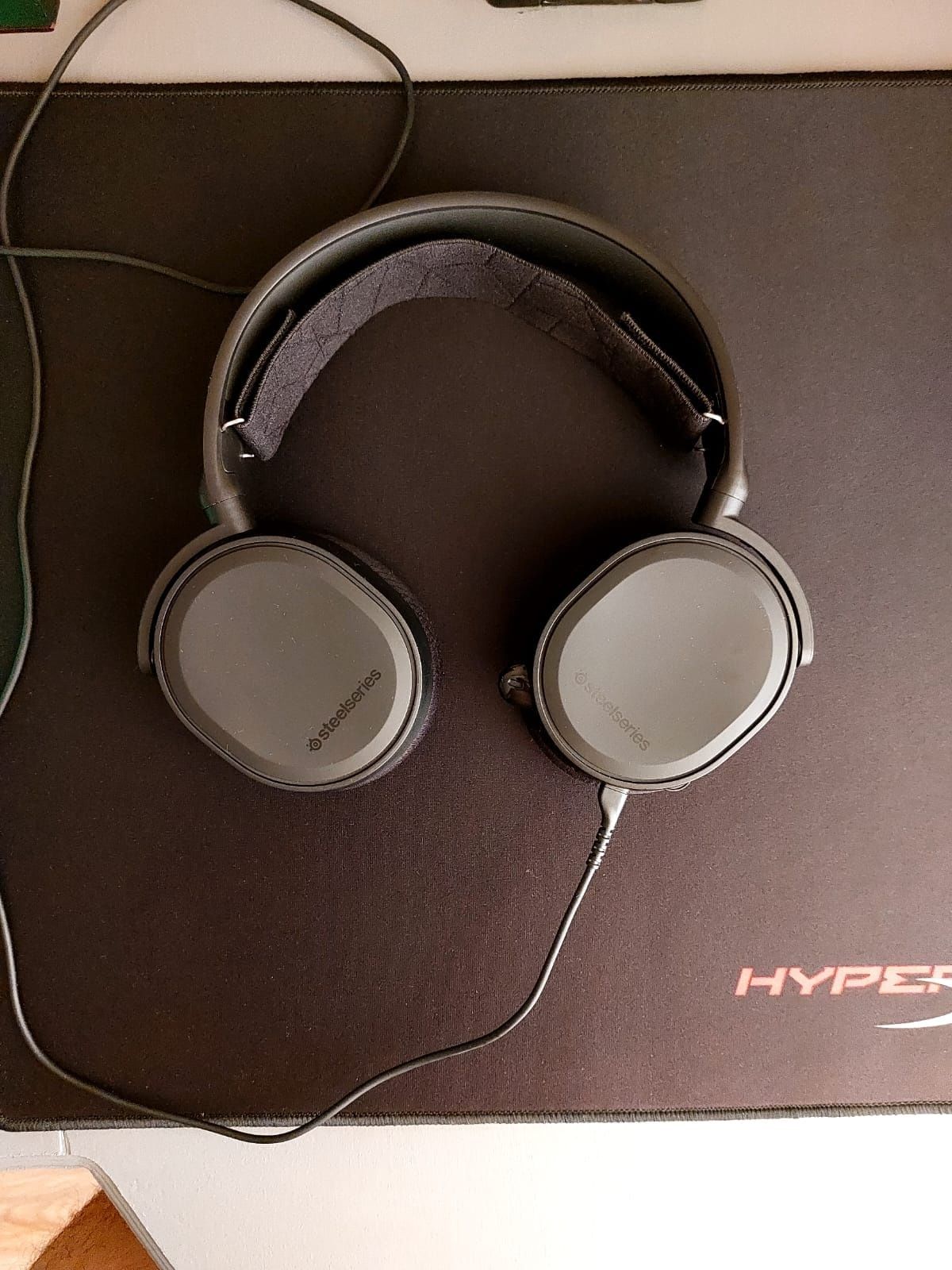 Steelseries Arctis 3 2019 edition (состояния хорошая)