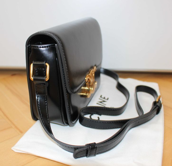 Дамската чанта Céline Triomphe