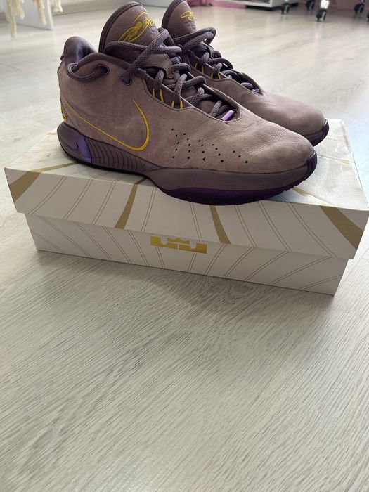 Lebron 21 purple rain marimea 43