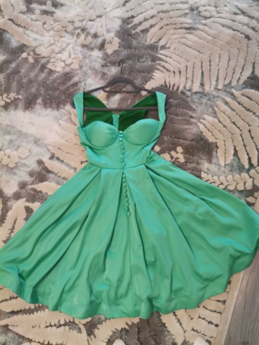 Vând, Slănic Moldova