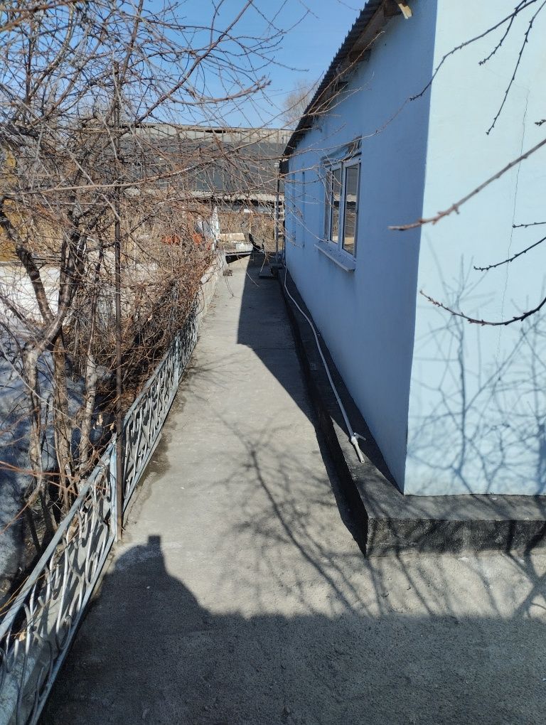 Продам дом в ЦЕНТРЕ !