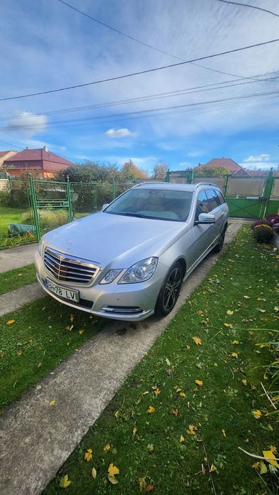 Mercedes-Benz E Mercedes E300 236cp hybrid diesel electric. Impozit 0