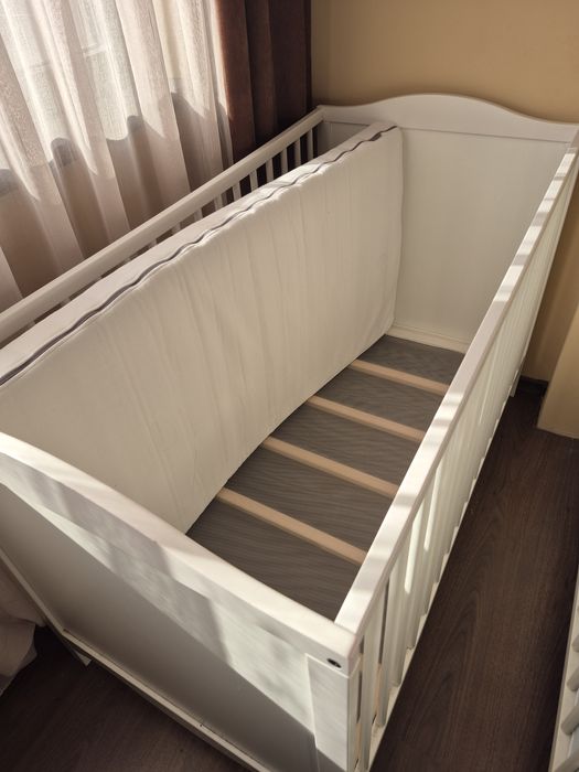 Бебешка кошара икеа + матрак и подарък 120/60