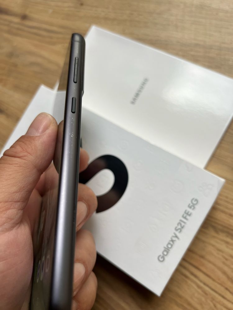 Самсунг Galaxy S21 FE 5G