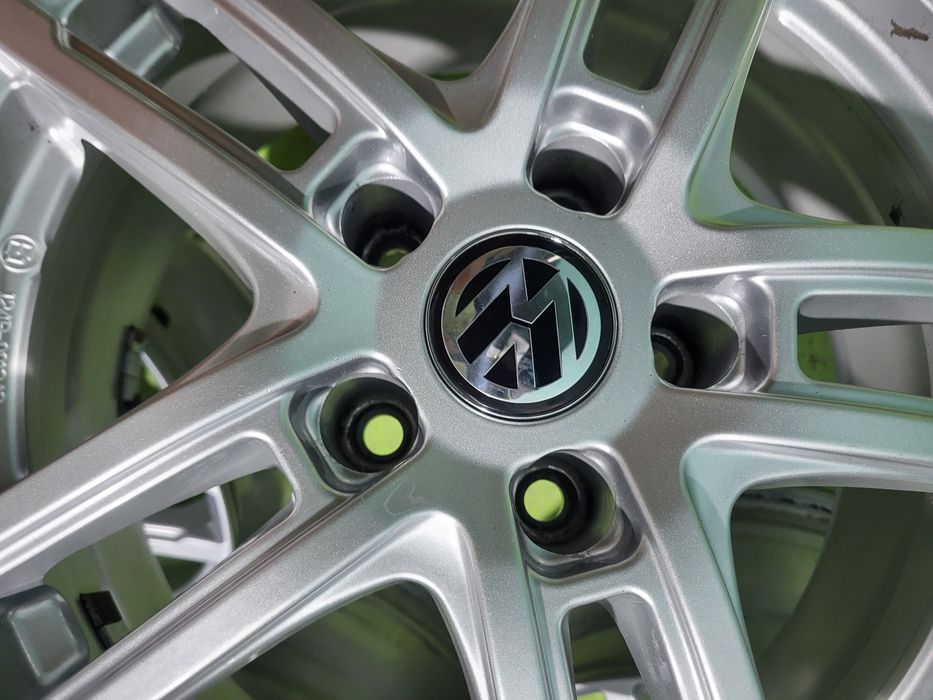 16 5x112 Vw Passat  Tiguan Touran Caddy Skoda Audi 5х112