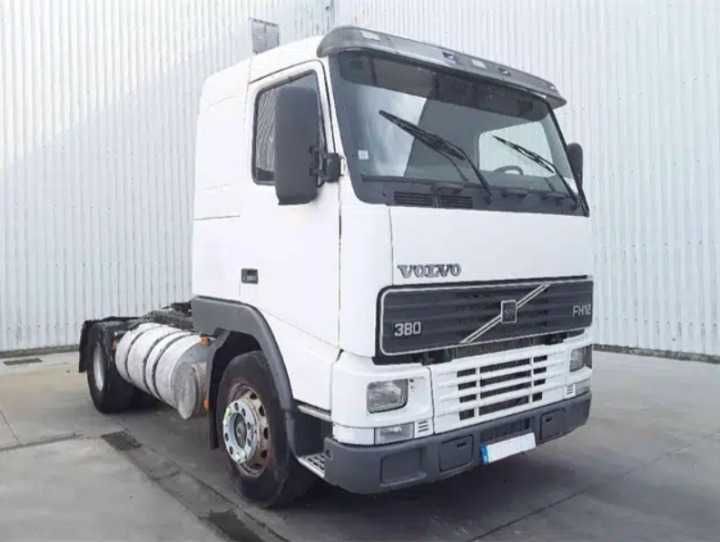 Dezmembrez Volvo FH 12 380 // Motor complet // Piese second