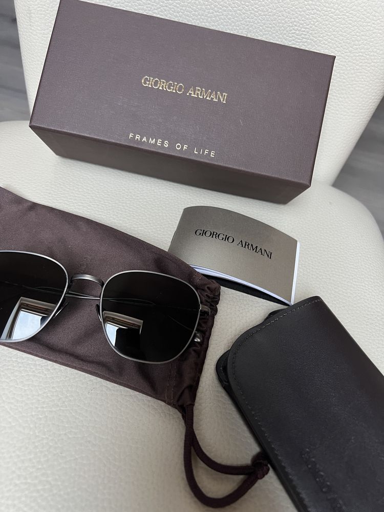 Giorgio Armani Слънчеви очила