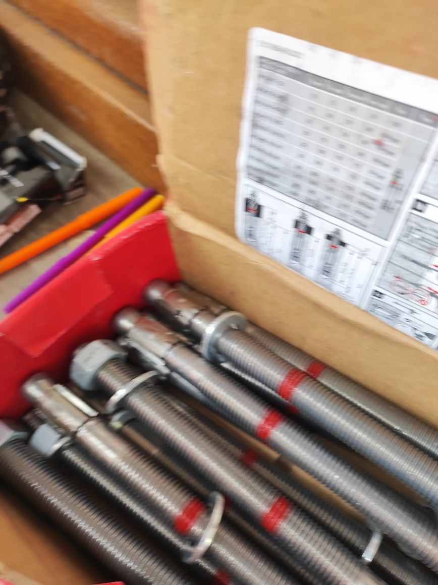 Ancora expandabila Hilti 12xHST3 M16x220 120/100