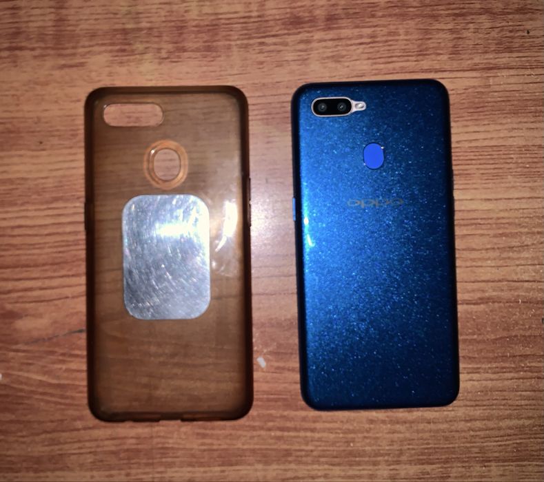 Телефон OPPO-A5S