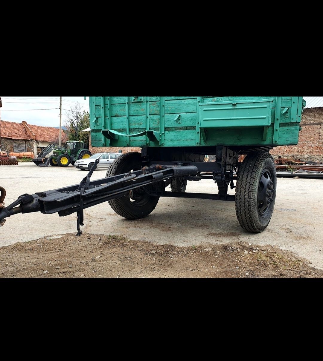Дървено ремърке за трактор ВОЕННО