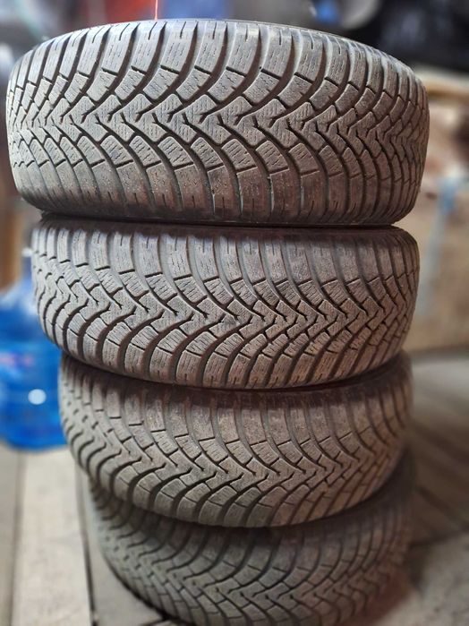 215 60 17, Зимни гуми FALKEN, 4 броя