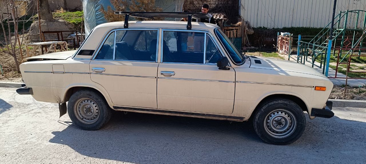 Vaz 2106 sotiladi 1988 yil