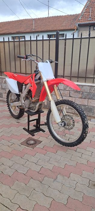 Honda crf 250 R full cross