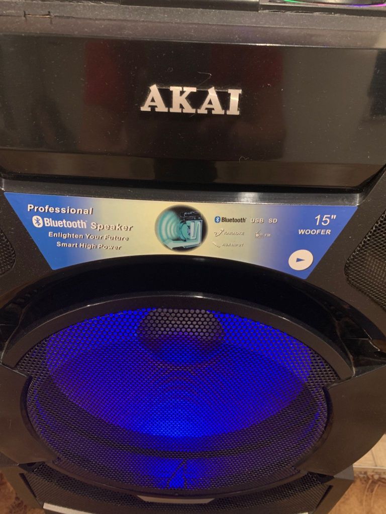 Boxa Akai in stare buna