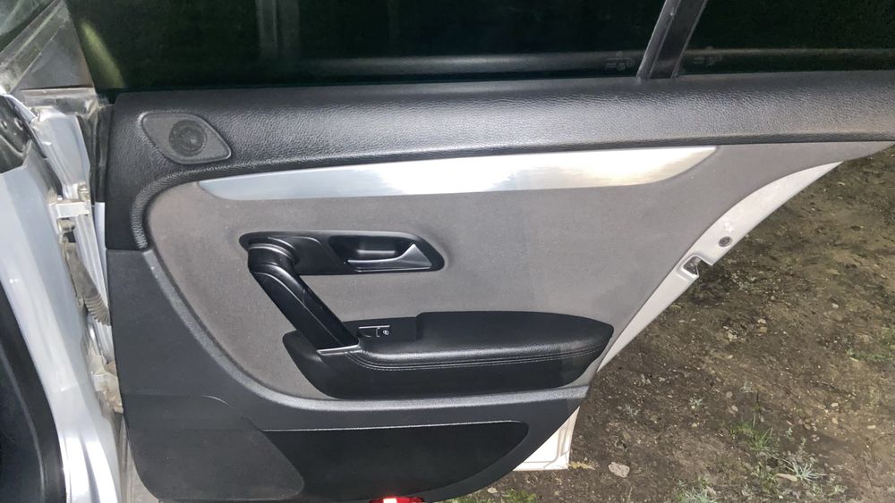 Vand urgent passat CC an 2009 2.0 tdi