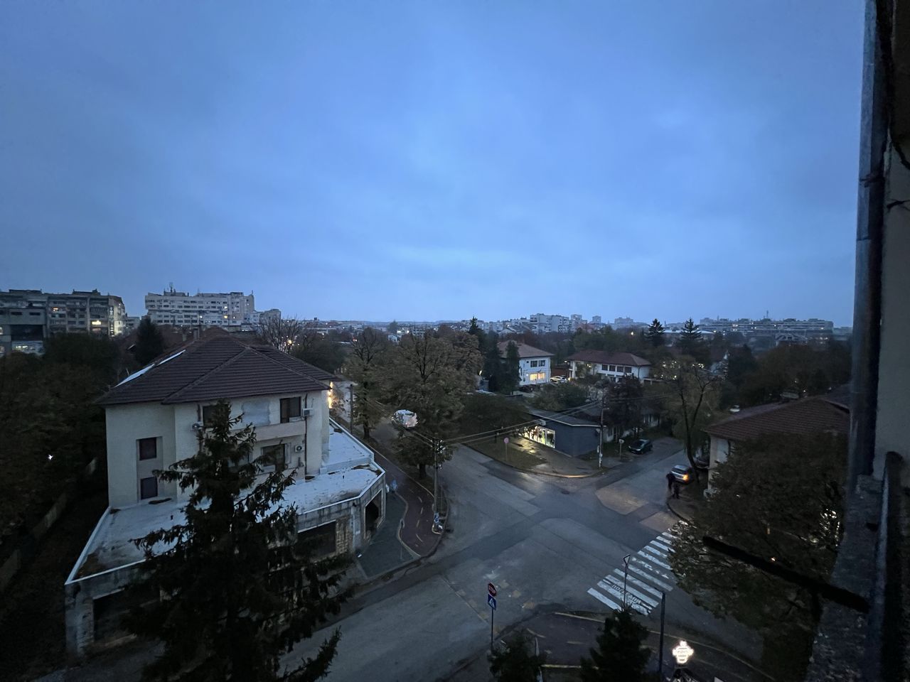 Продава се Четиристаен апартамент в Силистра, Център - 110 кв.м за 1137 €/кв.м - Снимка #10
