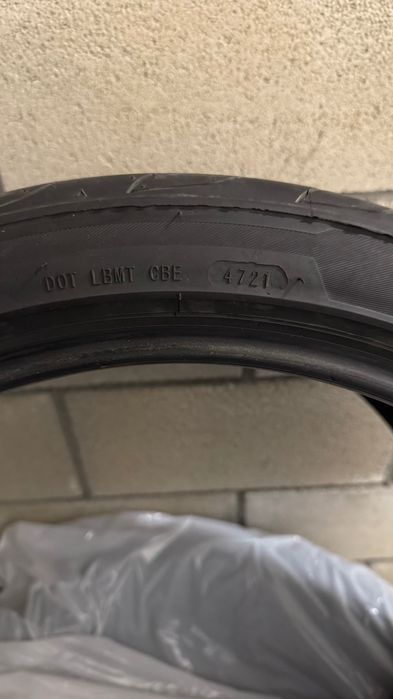 4 гуми 245/40R20-Joyroad Sport RX6 и 275/35R20-Delmax Ultima Sport