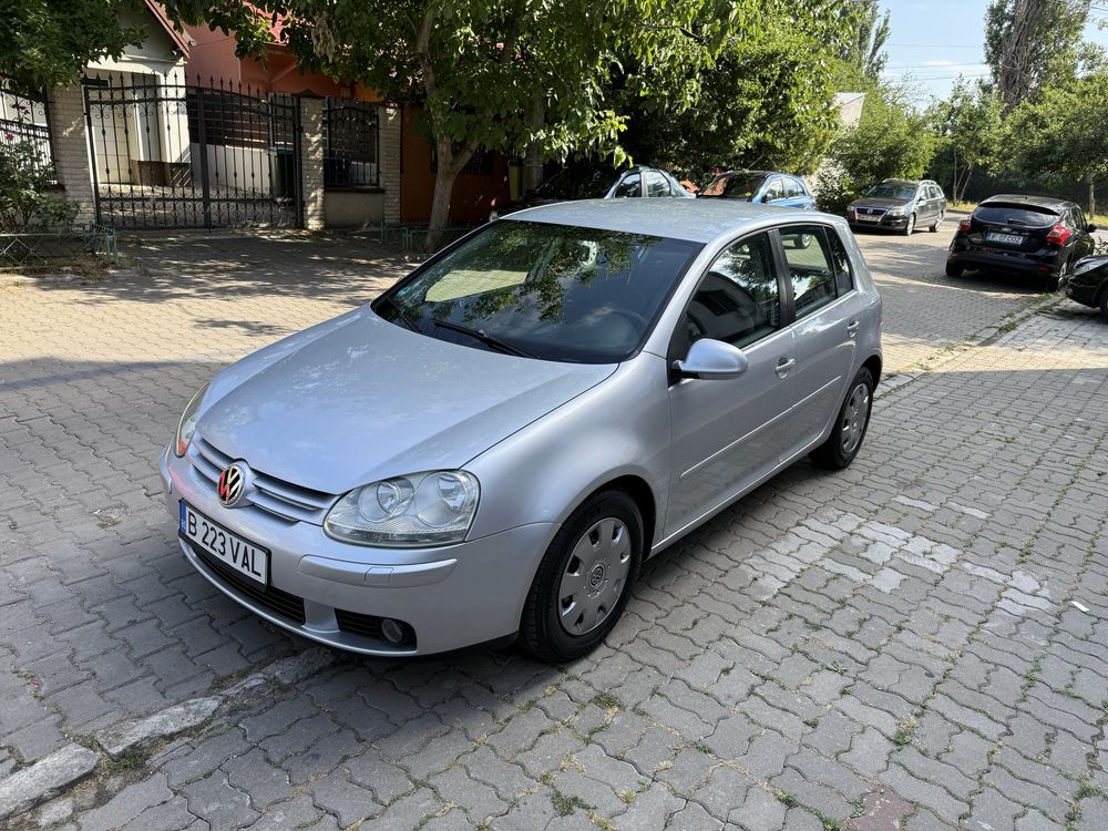 Volkswagen Golf 5 // 1.9 TDI 105CP 6 TREPTE - 2008 E4 Dotat