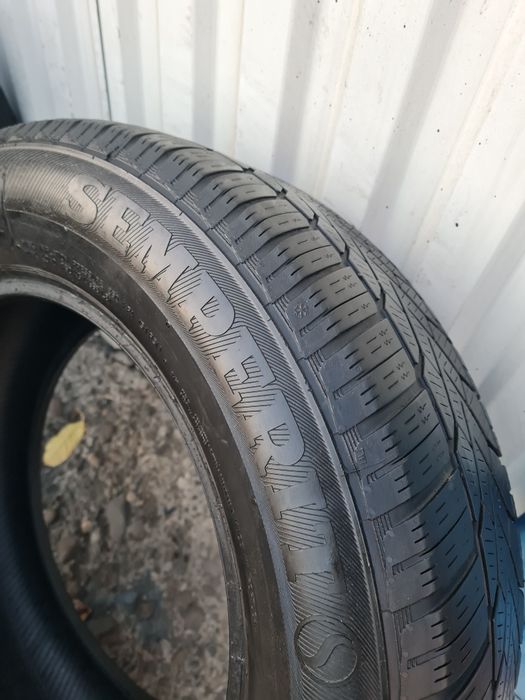 2 buc Anvelope de iarna *215/65R16*Semperit*LICHIDARE STOC*75 Lei Buc*