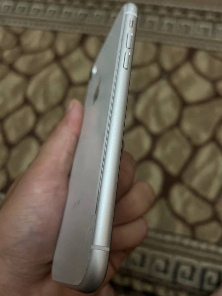 Iphone Xr sotiladi srochni