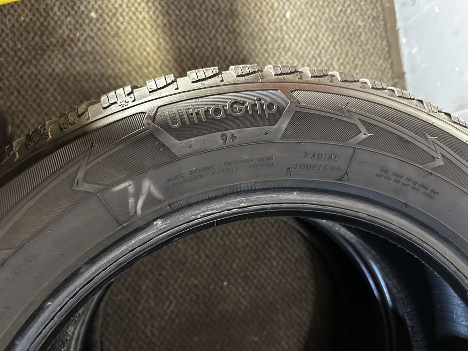 205/60 R16 96H XL - Goodyear Ultra Grip 9+ M+S Oferta