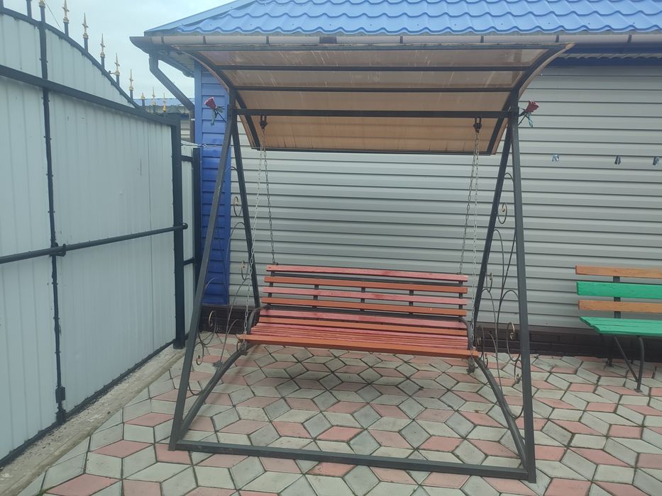 Продам качели в хорошем состоянии