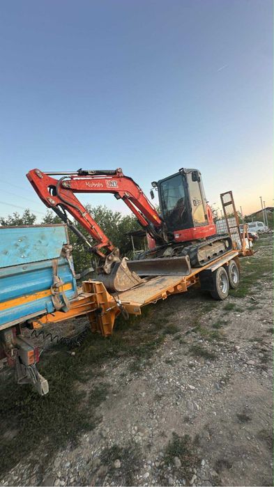 Inchiriere mini excavator 5tone - alimentare apa, gaz, canal, etc