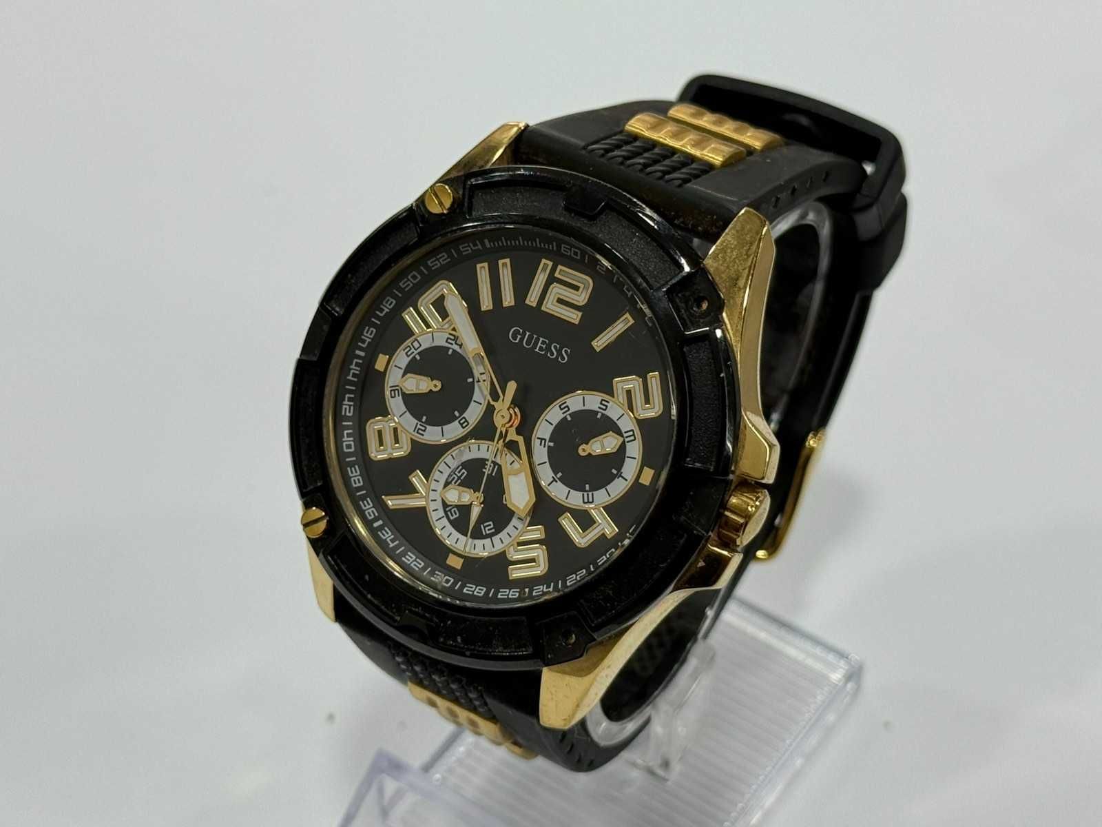 Мъжки часовник Guess GW0051G2 .