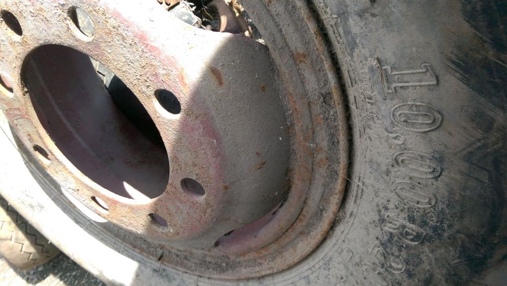 roata 10.00/20" 8 prezoane camion/remorca