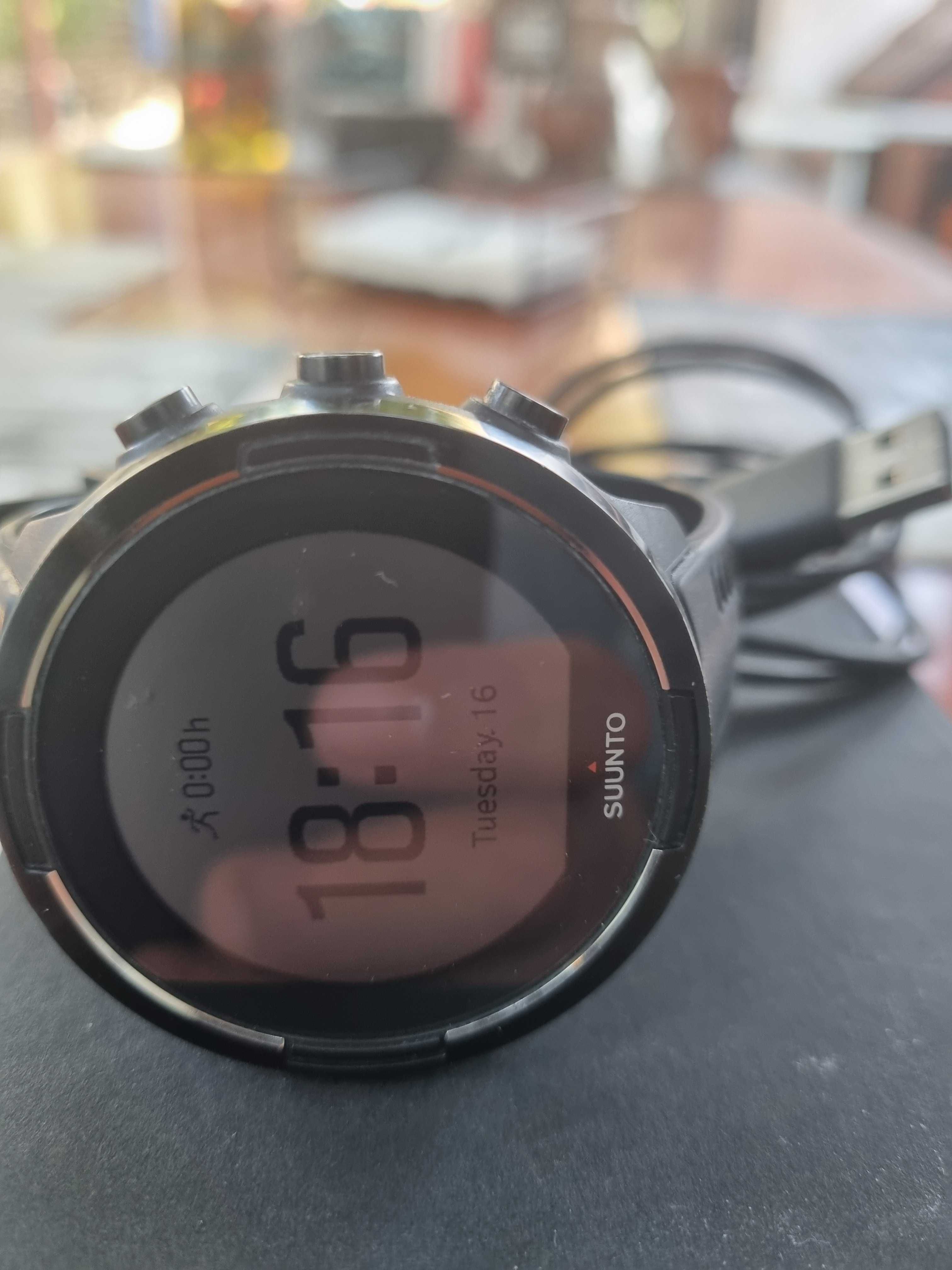 Ceas SUUNTO 9 BARO negru