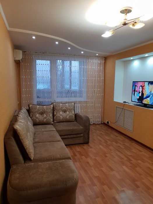 Сдам квартиру 12 мкр 64 кв