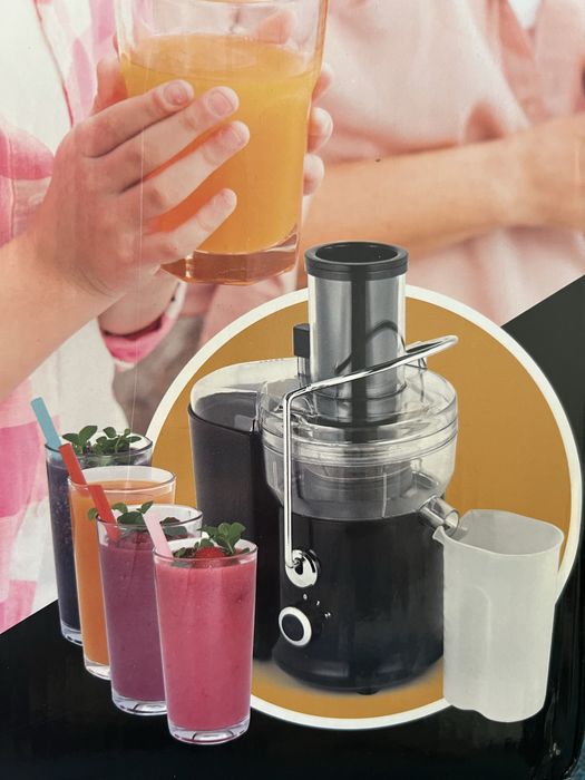 Самопочистваща сокоизтисквачка Max shef