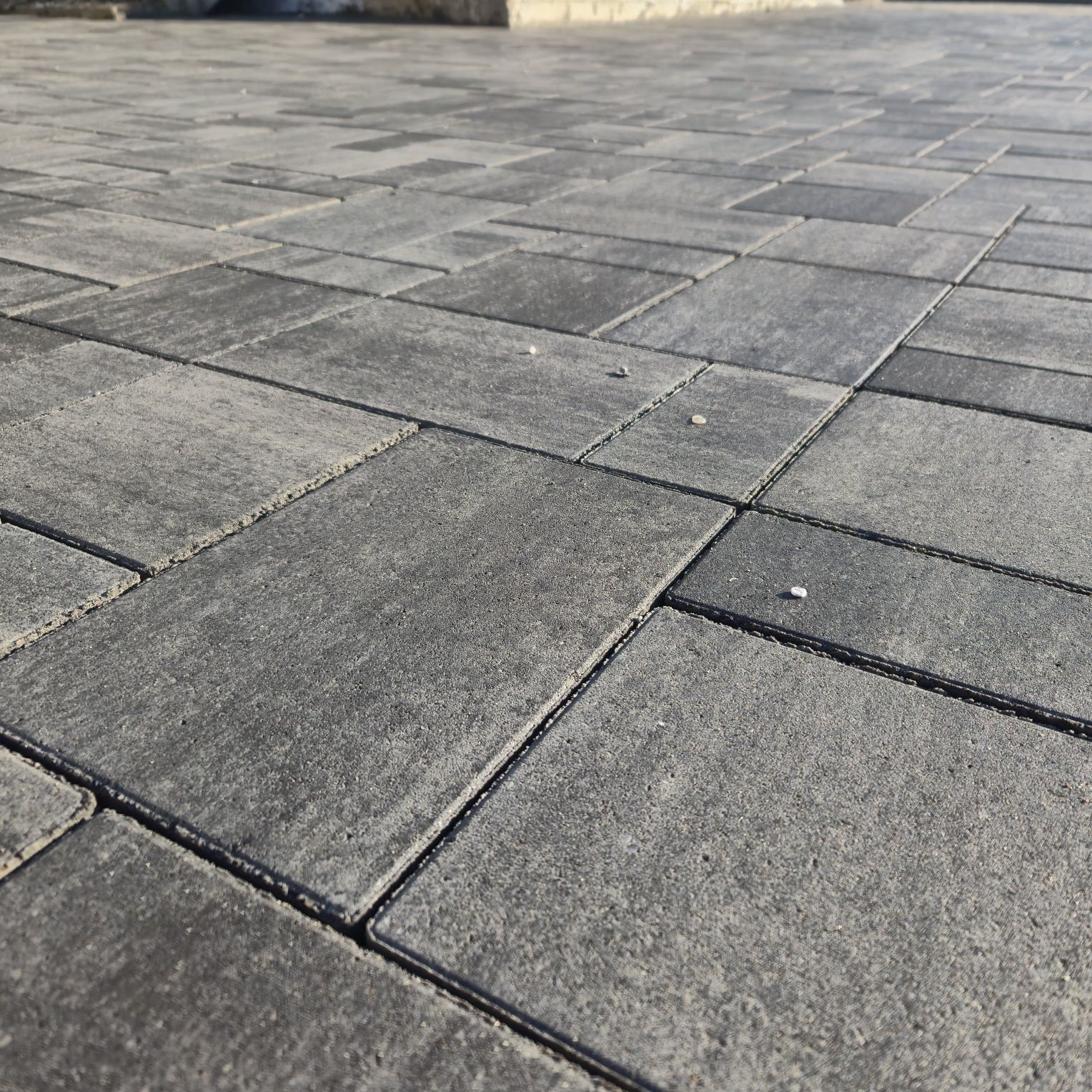 Pavele curte  / pavaje beton  - Ploiești