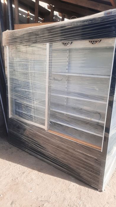 витрина холодильник