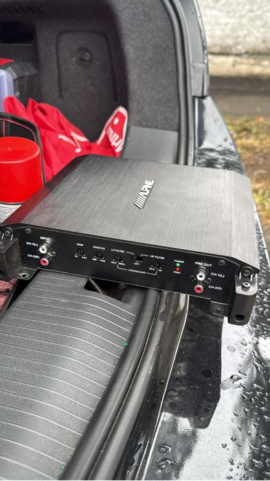 Amplificator Alpine  BBX T-600