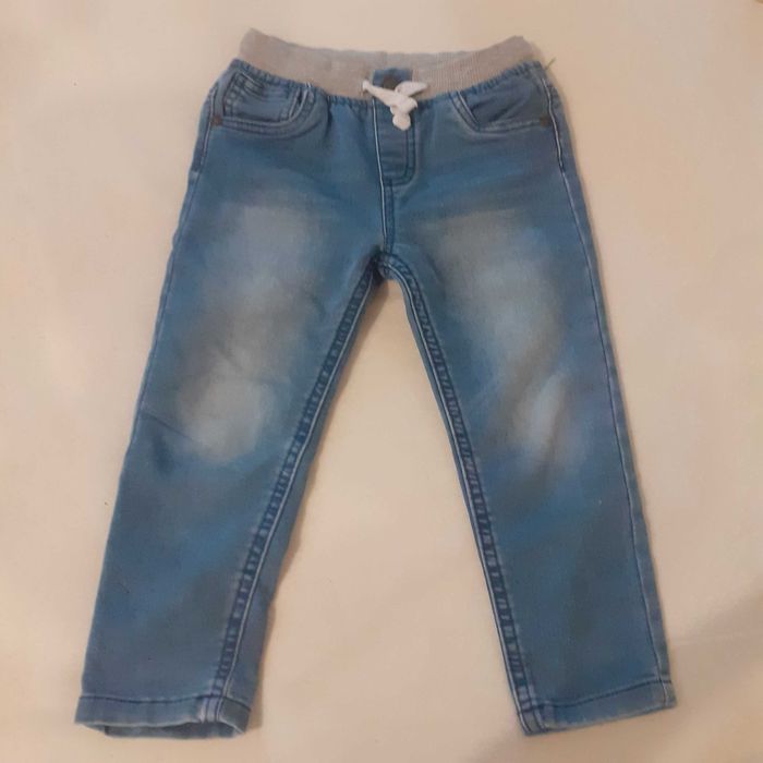 Blugi 2 perechi baieti marimea 98