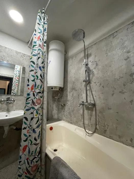 Дава се под наем Тристаен апартамент в Пловдив, Кършияка - 68 кв.м за 425 € - Снимка #7