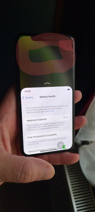 iPhone XS. Cu ecran defect parțial