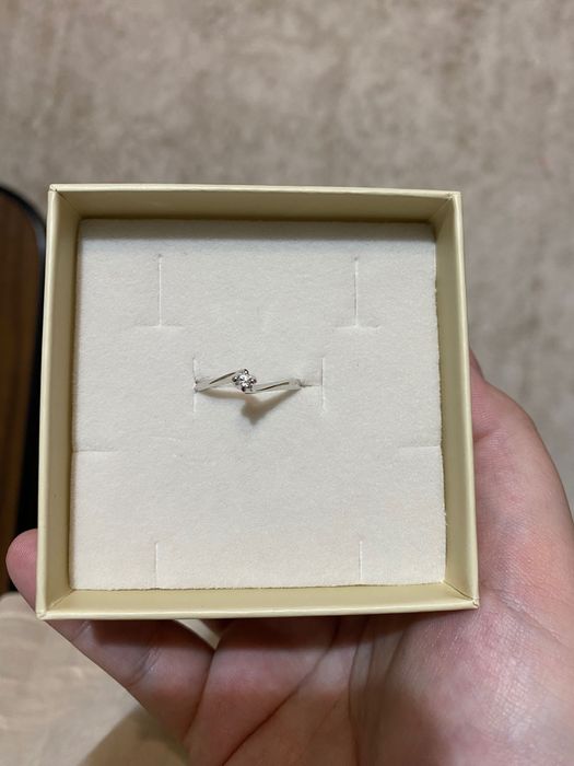 Inel aur alb 18k cu diamant natural