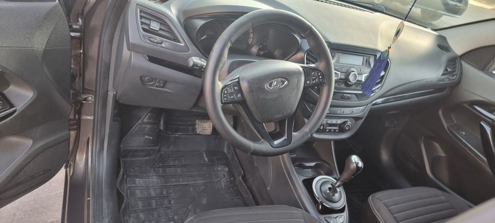 Лада веста 1.8 л