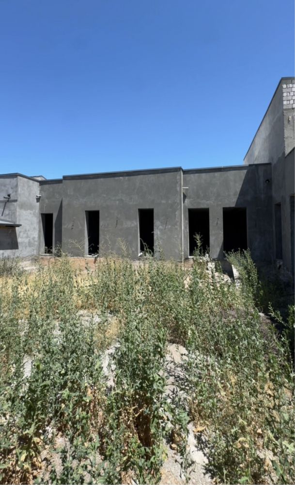 Oqtoshda dacha sotiladi 130.000$