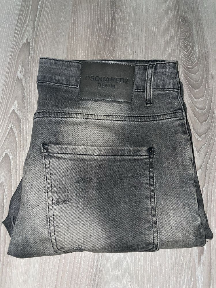 Мъжки дънки Dsquared2