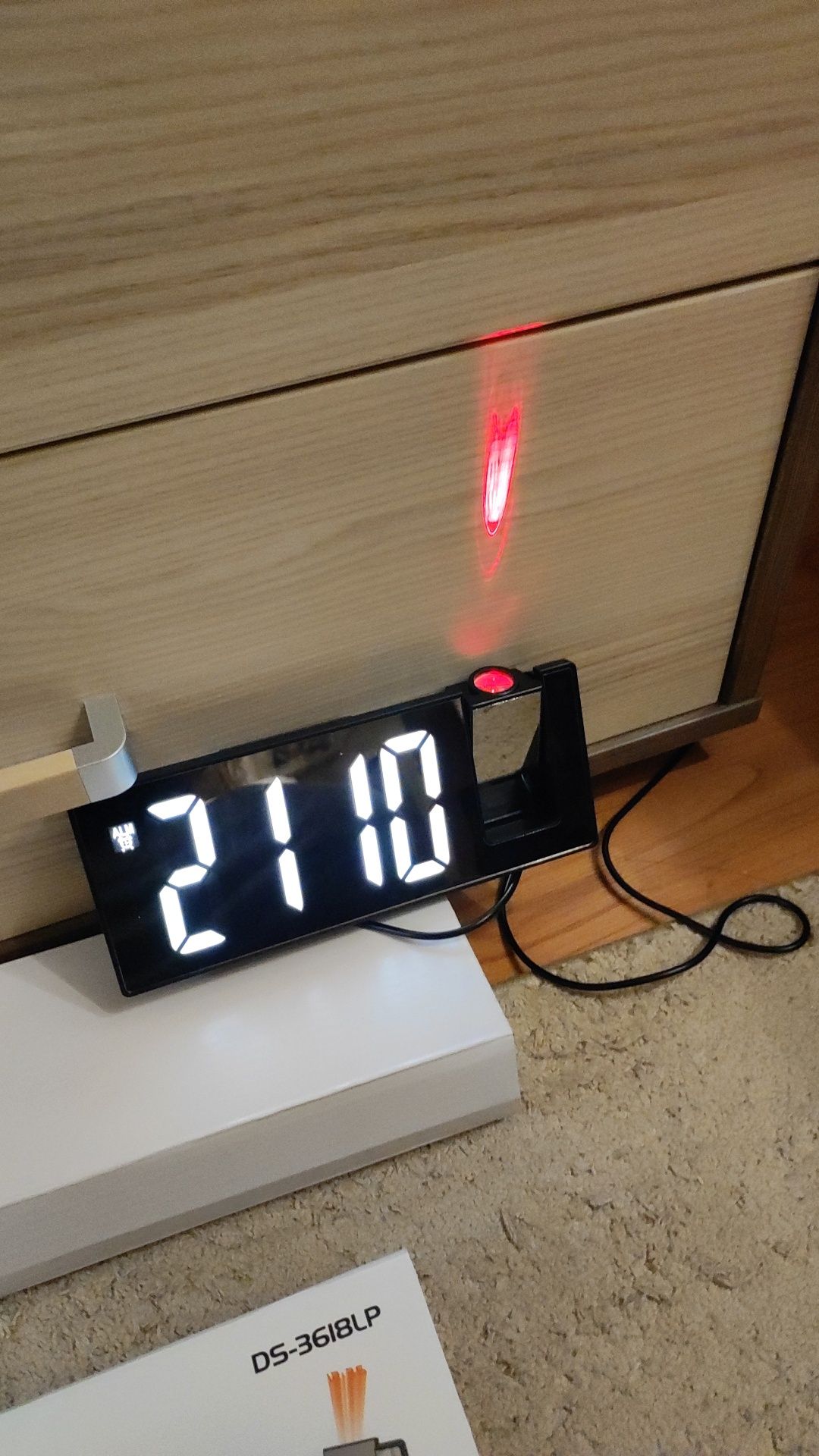 Часы часы проектор электронные