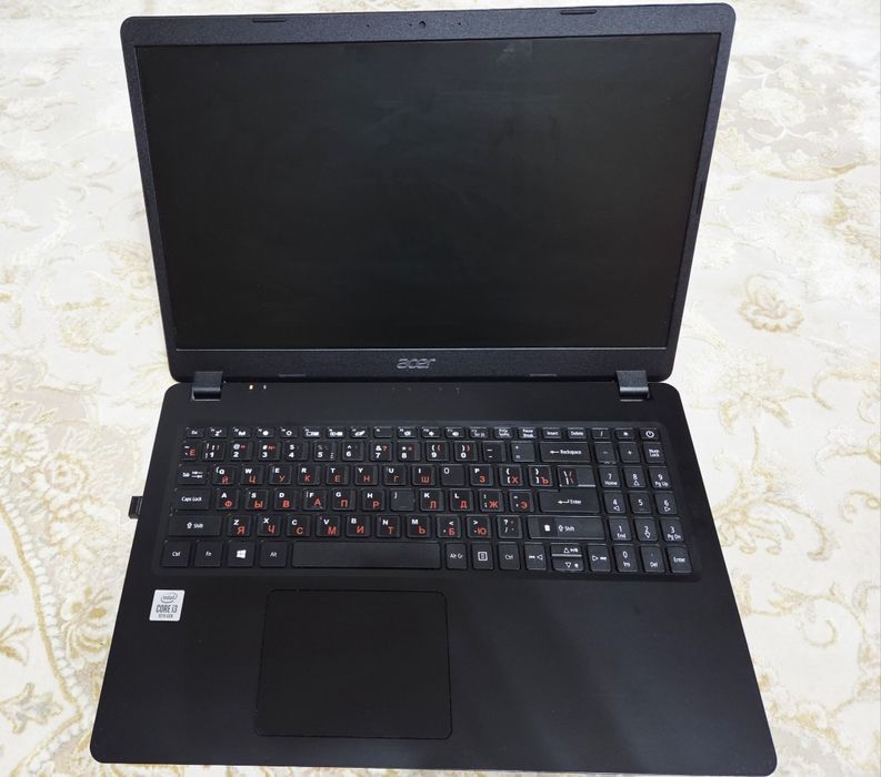 Noutbuk Acer aspire 3