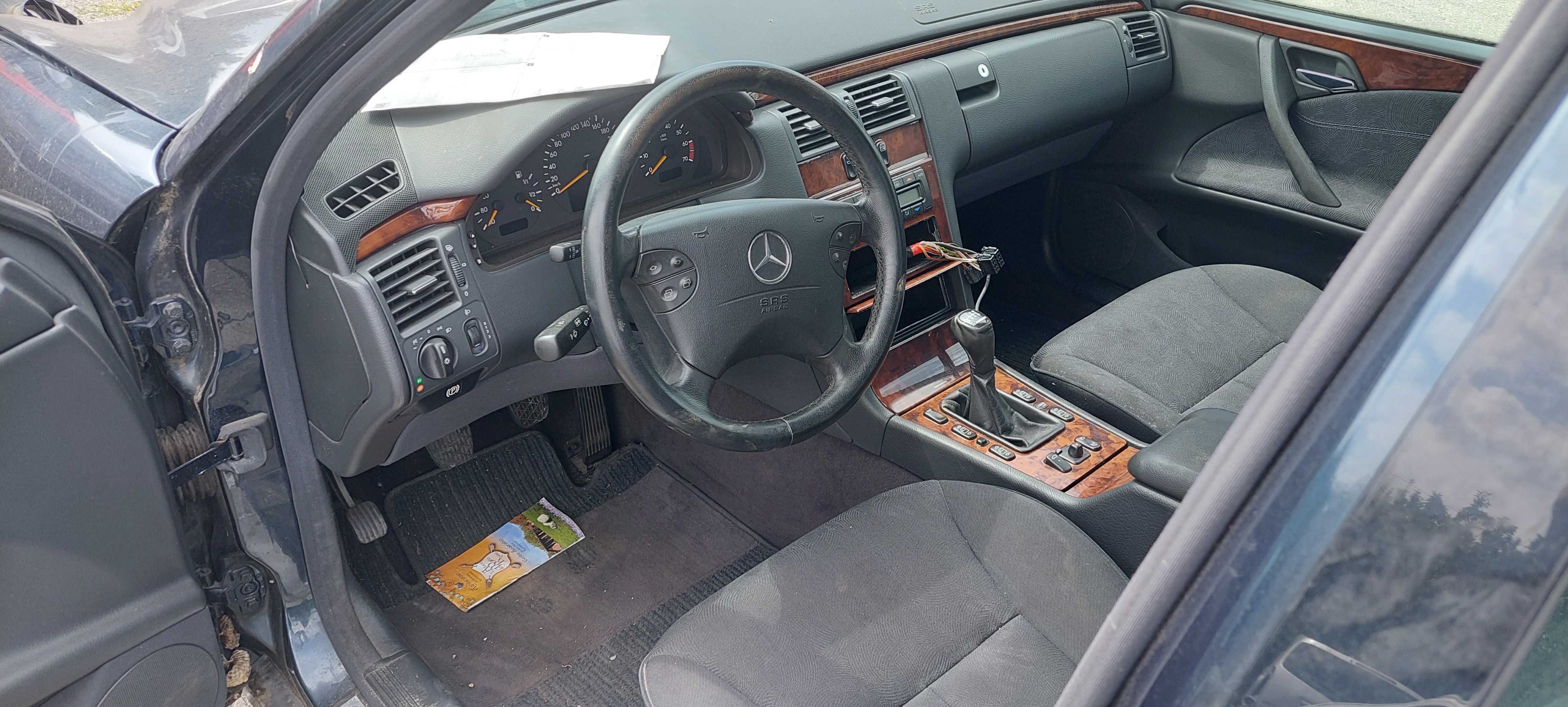 Mercedes-Benz E 200 2.0 i , Мерцедес Е200 компресор на части! 
2000г.