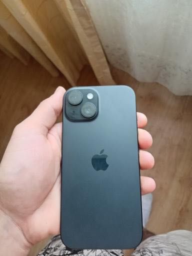 iPhone 15 128 G 100% Baterie