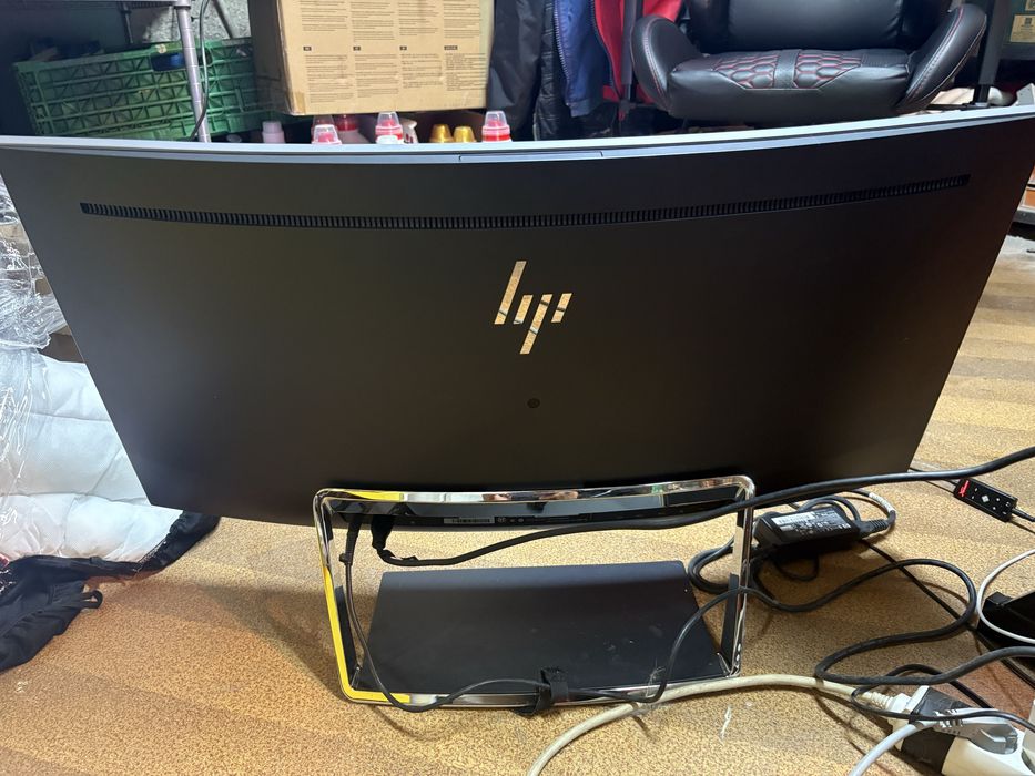 HP EliteDisplay S340c – 34’’ ултраширок професионален монитор