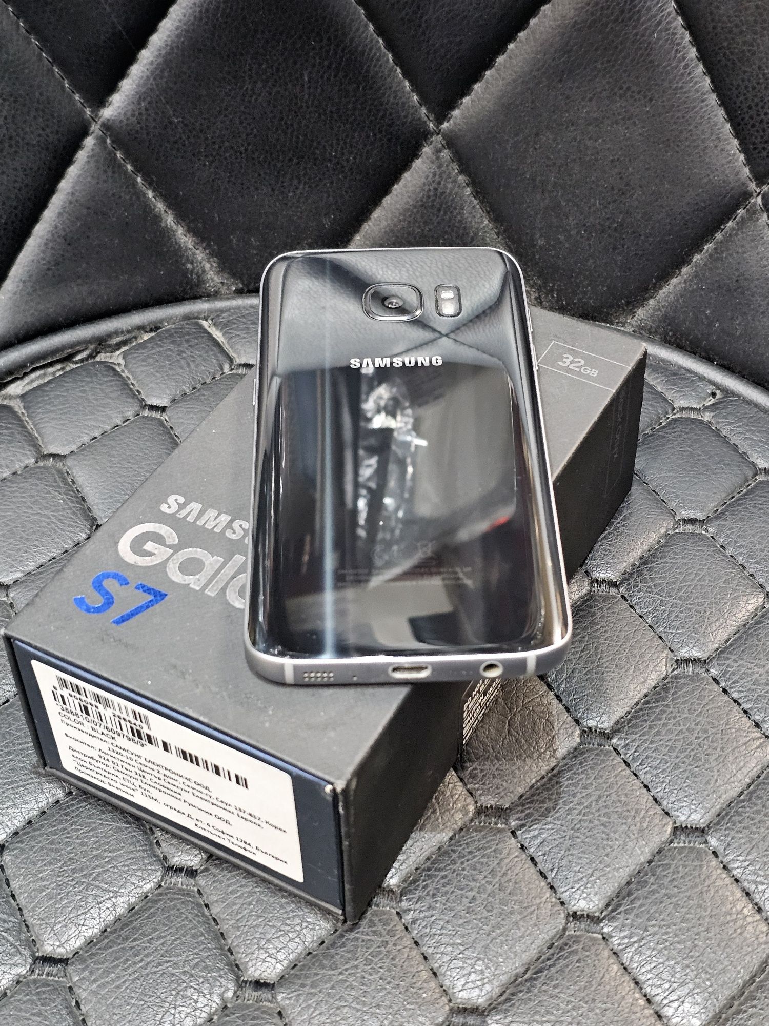 Samsung Galaxy S7 - Black - RAM 4GB / 64GB