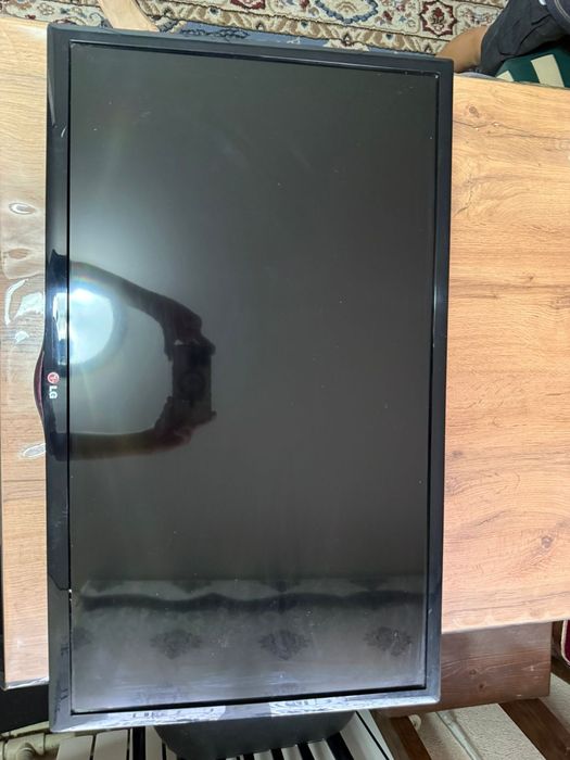 Продам телевизор LG