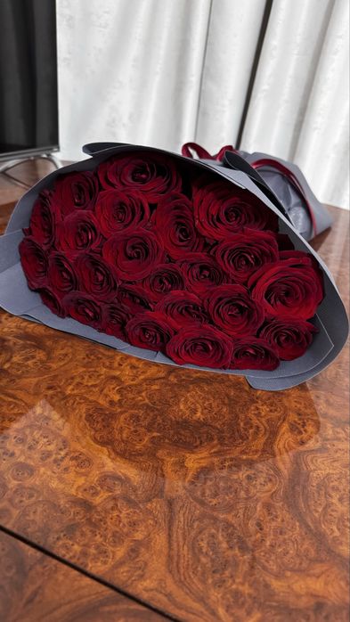 Продам цветы роза 25 штук 6000 тенге